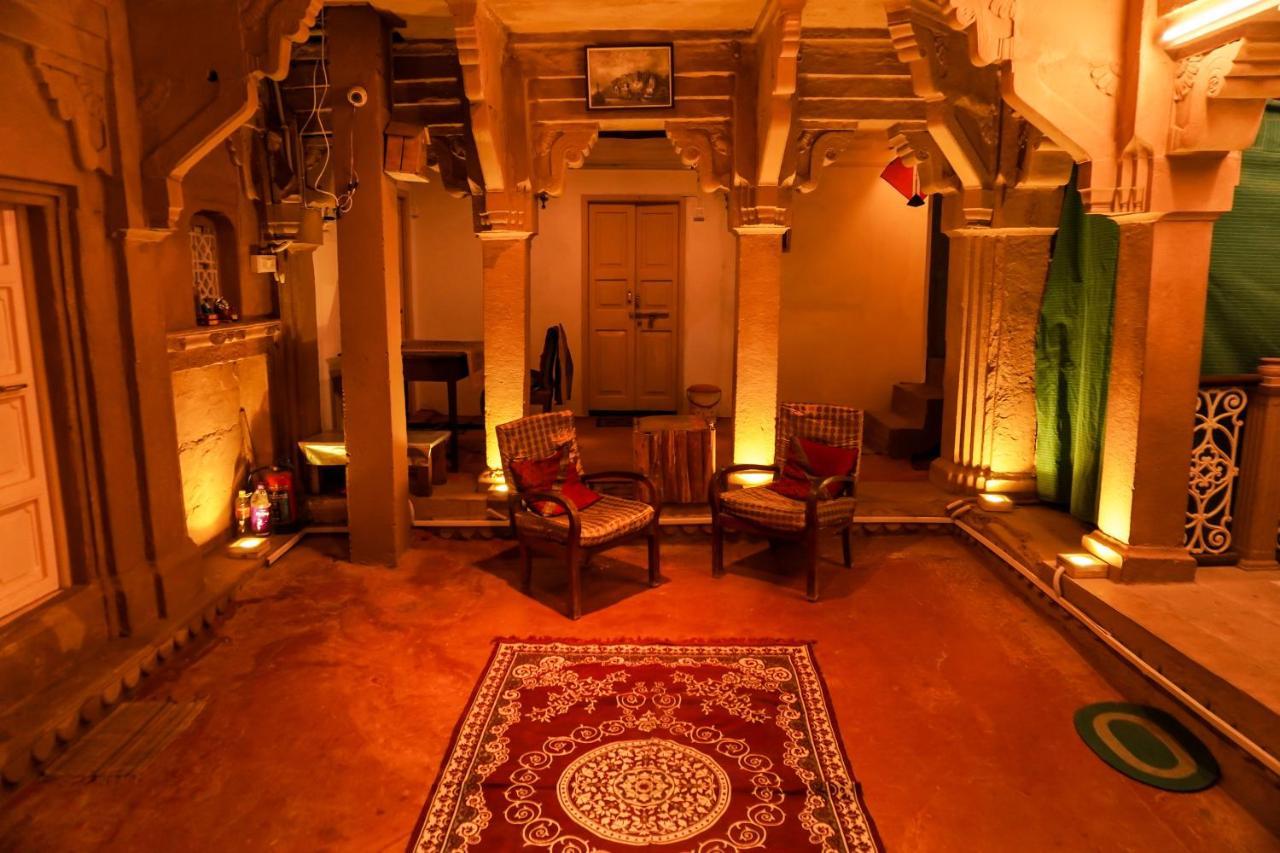 Отель Narayana Haveli Варанаси Экстерьер фото